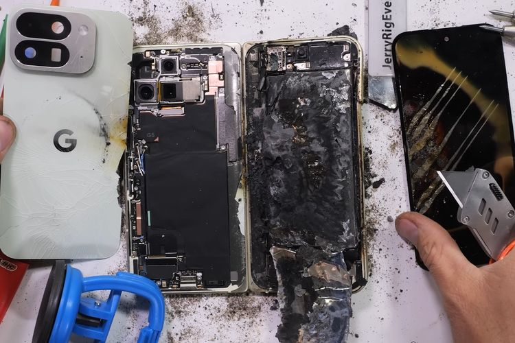 Google, Smartphone, ponsel lipat, HP meledak, Google Pixel 10 Pro Fold, YouTuber 