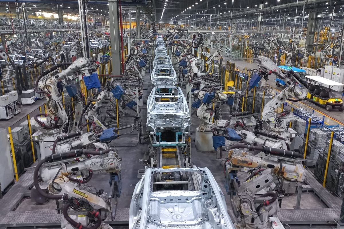 mobil listrik, VinFast, mobil listrik Vietnam, pabrik vinfast, VinFast VF3, Update Pabrik VinFast di Subang, Siap Produksi Massal Awal Tahun 2026