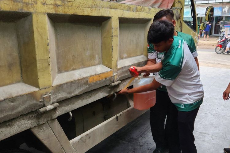 Bahan Bakar, Bobibos, Bogor, emisi, uji coba, bahan bakar, bobibos, Uji Coba Bobibos di Bogor: Mobil Lebih Bertenaga, Knalpot Tak Berasap