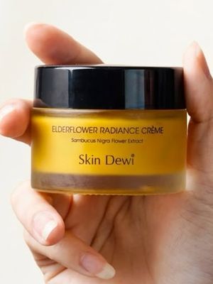 beauty, ramah lingkungan, From This Island, brand lokal, Skin Dewi, Sensatia, skincare, Avoskin, Rayakan Hari Bumi, 5 Beauty Brand Lokal Ramah Lingkungan Ini Bisa Jadi Pilihan, From This Island, Apa saja sih bentuk komitmen From This Island terhadap bumi?, Kusuma Kosmetika, Siapa yang belum familiar dengan brand lokal satu ini?, Skin Dewi, Sensatia, Avoskin , Gimana, kamu tertarik berkontribusi?