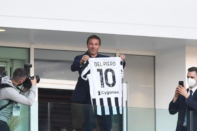 Michel Platini, Juventus, Kenan Yildiz, Alessandro Del Piero, Massimo Mauro, Serie A, Kenan Yildiz Mirip Alessandro Del Piero