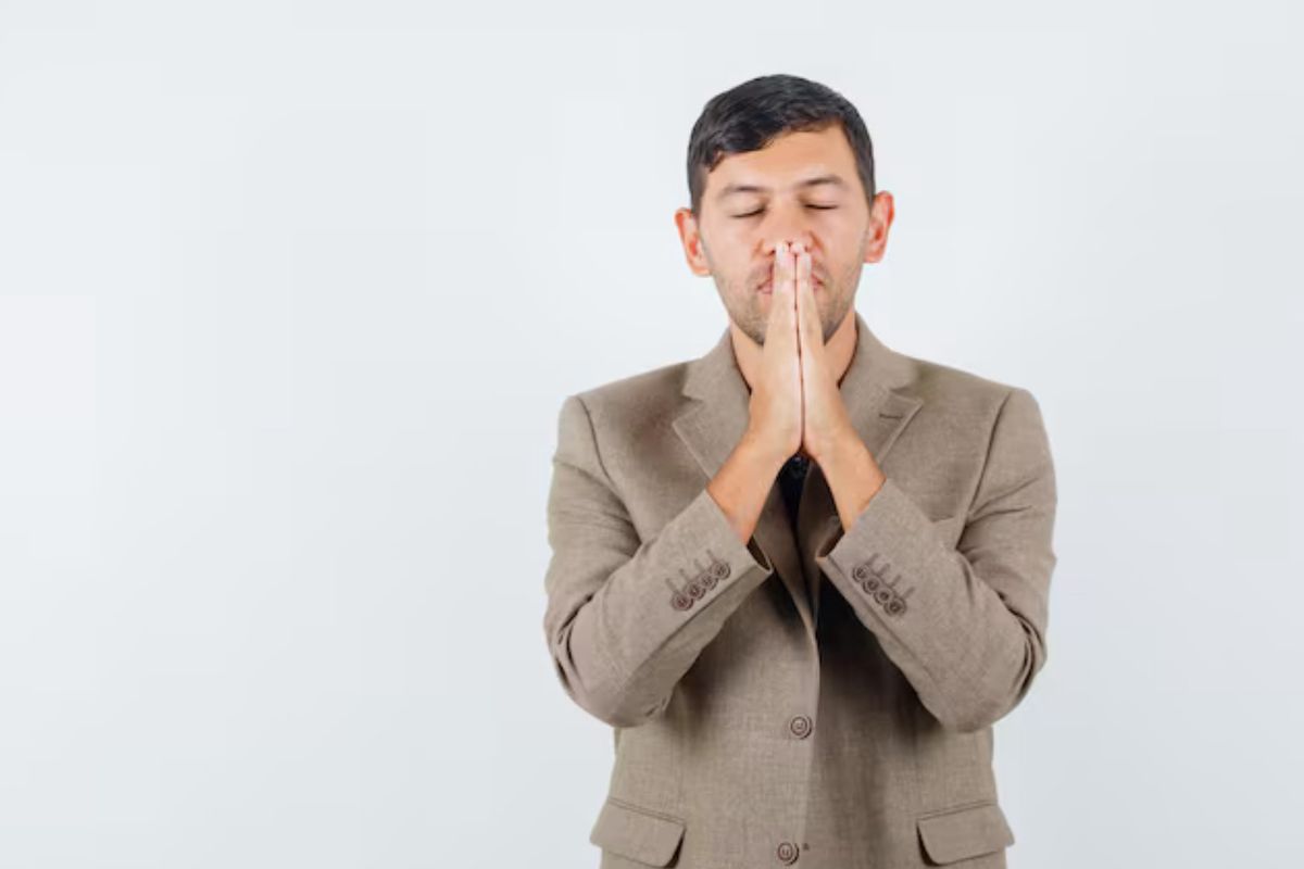 zodiak, Virgo, capricorn, zodiak paling nggak enakan, zodiak mudah minta maaf, zodiak yang sering minta maaf, zodiak suka minta maaf, 5 Zodiak Paling Nggak Enakan, Mudah Ucapkan Kata Maaf, 1. Cancer (21 Juni–22 Juli): Si Penyayang yang tak ingin menyakiti, 2. Libra (23 September–22 Oktober): Sang penjaga perasaan, 3. Pisces (19 Februari–20 Maret): Si paling empatik, 4. Virgo (23 Agustus–22 September): Perfeksionis yang mudah menyalahkan diri., 5. Capricorn (22 Desember–19 Januari): Bertanggung jawab hingga terlalu jauh.