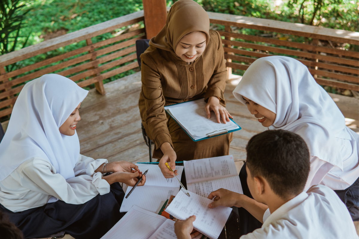 HUT PGRI, Hari Guru Nasional, Persatuan Guru Republik Indonesia, persatuan guru republik indonesia, 25 november dalam sejarah, hut pgri, 25 November hari apa, Hari Guru Nasional dan HUT PGRI Diperingati Tiap 25 November, Apa Bedanya?