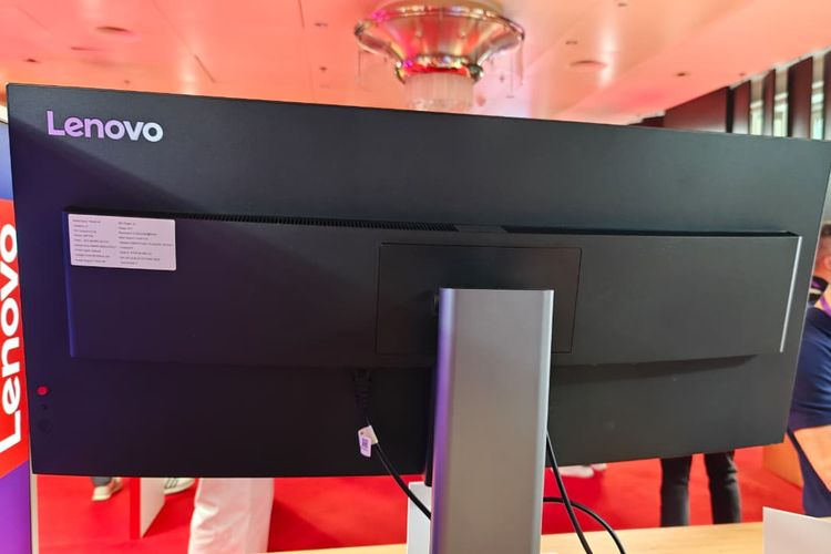 Lenovo, Monitor, ThinkVision P40WD-40, Lenovo ThinkVision P40WD-40, Lenovo Rilis Monitor 5K Lengkung Hemat Daya ThinkVision P40WD