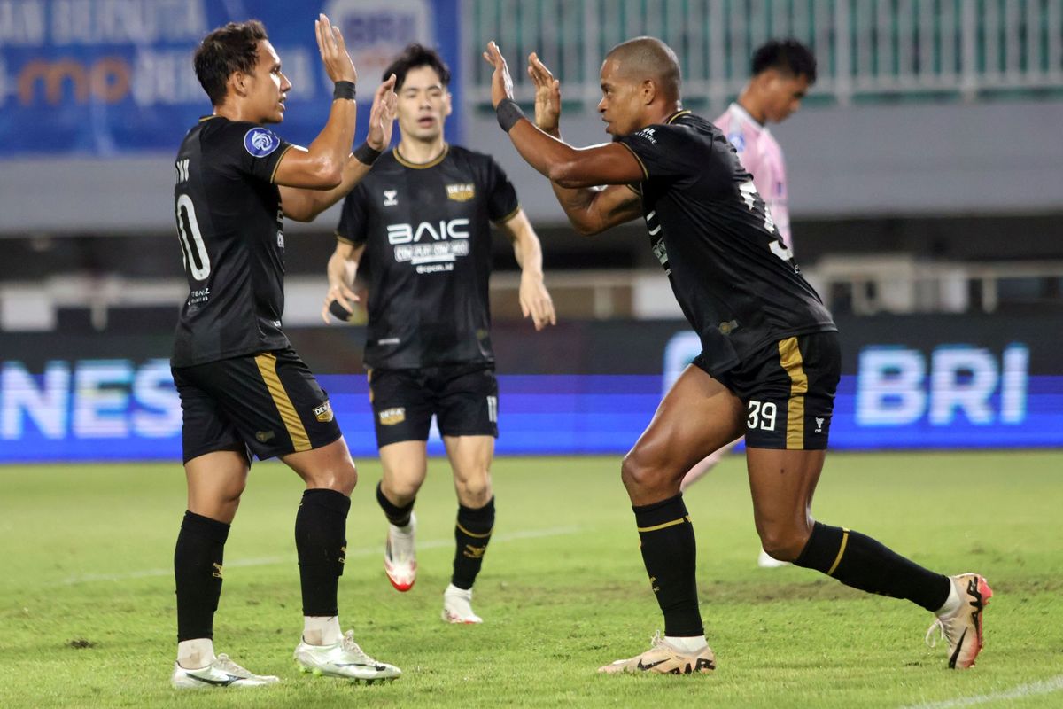 Dewa United, Persib, Piala Presiden 2025, Persib Bandung, Jan Olde Riekerink, Nick Kuipers, Edo Febriansah, Persib Bandung vs Dewa United, Persib Bandung Vs Dewa United, Target Banten Warriors bersama Rekrutan Baru