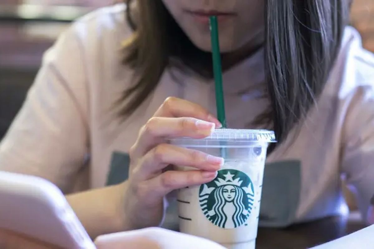starbucks, Starbucks Tutup Ratusan Gerai di Amerika Serikat, Starbucks Tutup Ratusan Gerai di Amerika Serikat, PHK 900 Karyawan