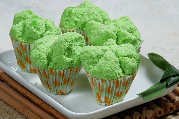 cara membuat bolu kukus, resep bolu kukus mekar, tips bikin bolu kukus mengembang, rahasia bolu kukus anti bantet, bahan pengembang bolu kukus mekar, Bukan Soda Kue atau SP, Tips Bolu Kukus Mekar Mengembang Pakai 1 Bahan