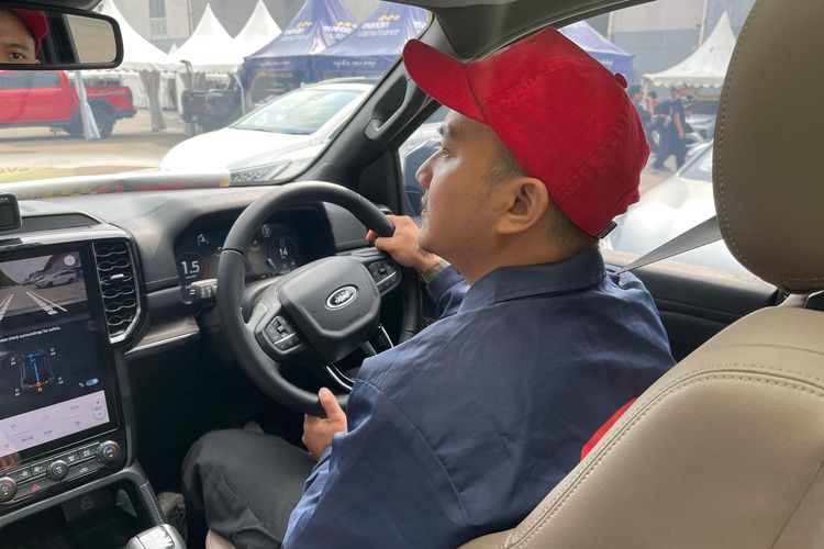 Ford Everest, full tank, Harga Solar Kompak Turun, Segini Biaya Isi Full Tank Ford Everest, 1. Dexlite, 2. Shell V-Power Diesel, 3. Pertamina Dex, 4. BP Ultimate Diesel