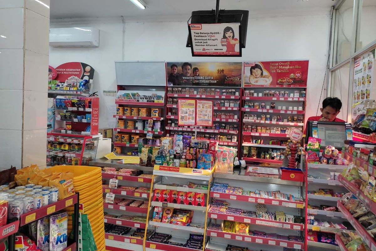promo Alfamart, Alfamart, Promo Alfamart Hari Ini 19 Desember 2025, Beli 1 Gratis 1 di Promo Tahun Baru, 1. Promo Tebus Murah (hingga 31 Desember), 2. Promo Tahun Baru, 3. Dapur Alfamart Year End Sale, 4. Paling Murah Sejagat (hingga 25 Desember), 5. PSM (hingga 21 Desember)