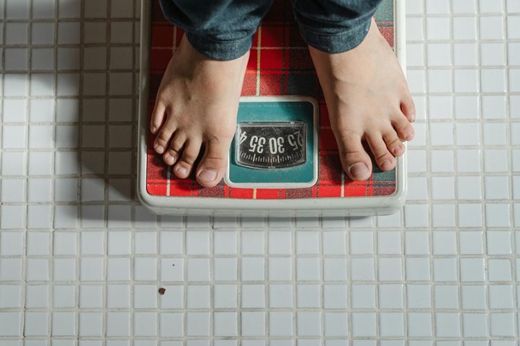 pola makan, Berat badan, menurunkan berat badan, Turun 45 Kg dalam 11 Bulan Tanpa Gym, Pria Ini Ubah Pola Makan, Berat badan naik tanpa disadari, Titik balik dari timbangan, Ubah pola makan, bukan porsi, Turun 45 kg tanpa gym, Kuncinya adalah konsistensi