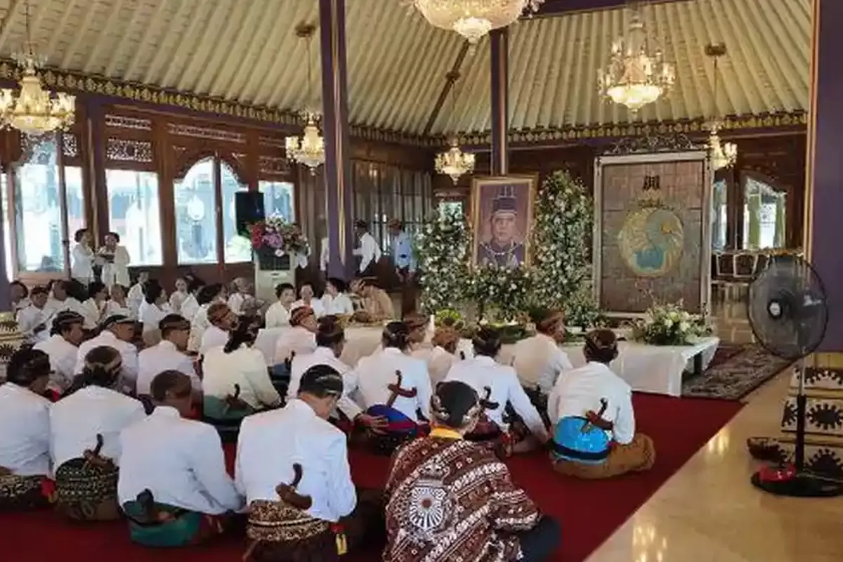 Pakubuwono XIII, Gusti Moeng, Keraton Surakarta, lda keraton surakarta, lembaga dewan adat keraton surakarta, LDA Gelar Peringatan 40 Hari Wafat PB XIII, Gusti Moeng Ungkap Alasan Acara Dimajukan Sehari