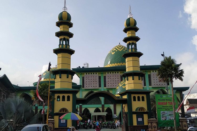 504 Gateway Time-out, 1. Masjid Tiban Turen, 2. Makam Ki Ageng Gribig, 3. Masjid Agung Jami' Malang, 4. Masjid Agung An-Nuur, 5. Masjid Salman Al-Farisi