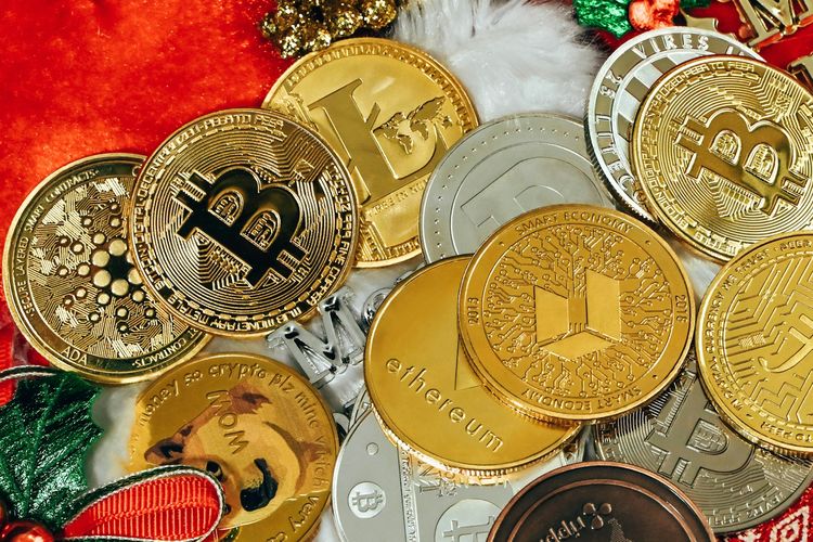 Trump, Bitcoin, Ethereum, kripto, investor, Harga Bitcoin Turun Lagi, Efek Kebijakan Tarif Trump