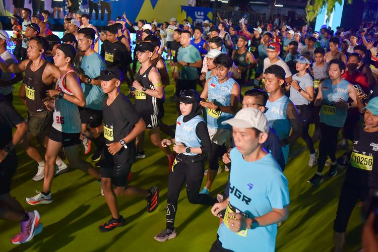 maraton, air mineral, Le Minerale, marathon, Jakarta Running Festival 2025, JRF 2025, Le Minerale Running Squad, Kisah Running Squad Asuhan Le Minerale yang Sukses Taklukan Virgin Full Marathon di JRF 2025