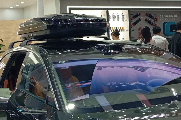 teknologi mobil, Stelato S9T, Guangzhou International Automobile Exhibition, kabin mewah, Pandangan Pertama Stelato S9T: Wagon Canggih BAIC dan Huawei