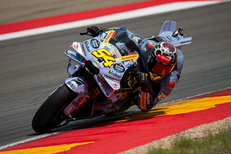 Gresini Racing, MotoGP, Ducati, MotoGP Aragon 2025, Sirkuit Aragon, Alex Marquez, Fermin Aldeguer, Desmosedici GP24, MotoGP 2025, ducati, motogp 2025, Gresini Racing Pede Naik Podium di Mugello