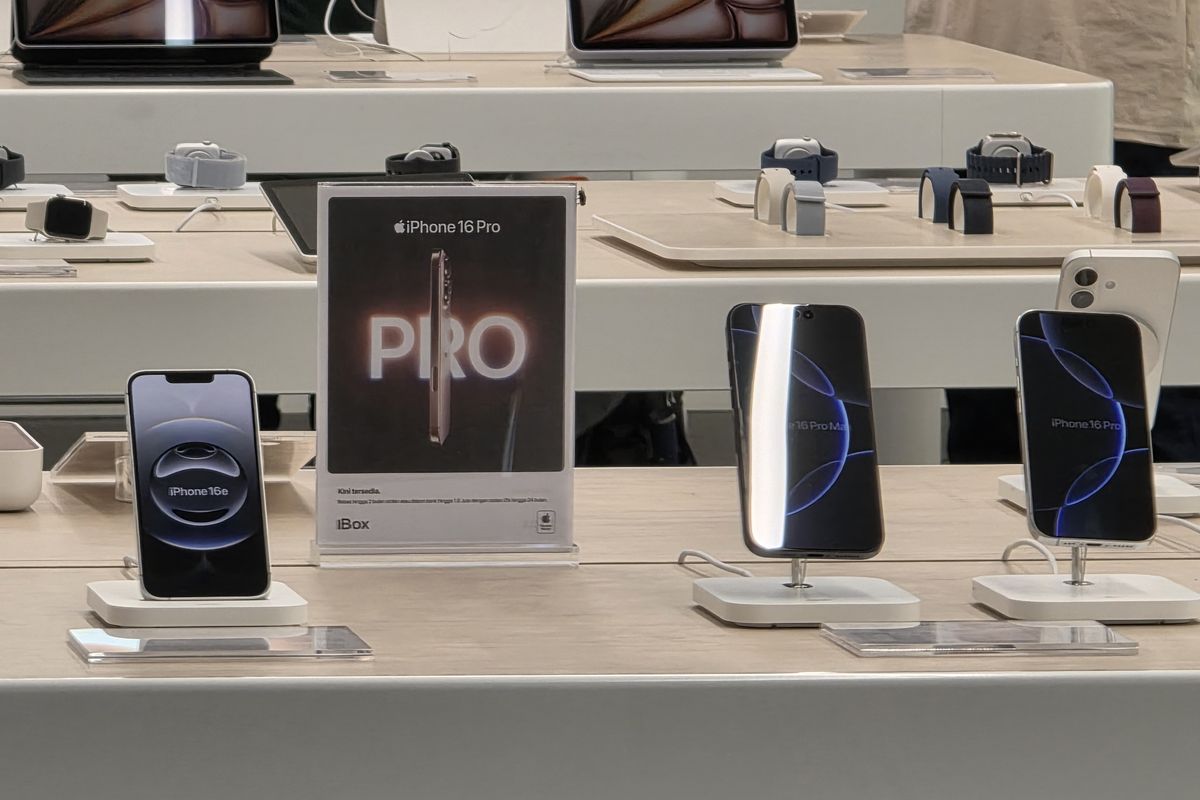 harga iPhone, harga iPhone terbaru, Harga iPhone Hari Ini 2 Maret 2026, iPhone 16 Pro Max Diskon Rp 1 Juta