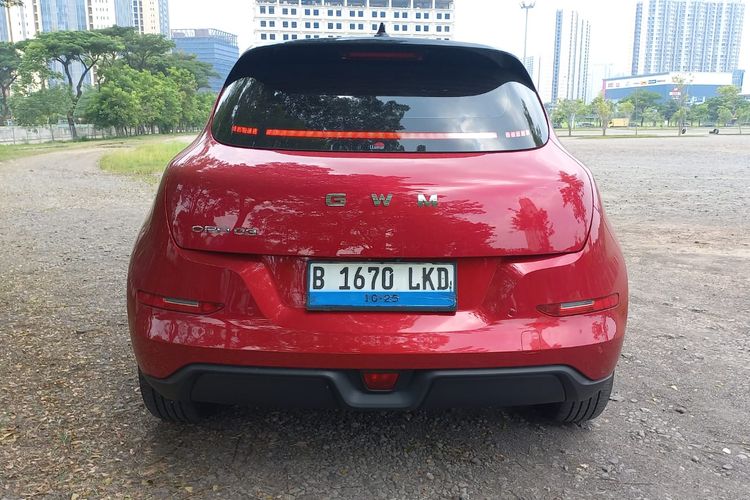 Ora 03, performa, Eksterior, Fitur Unggulan, Kenyamanan Berkendara, Efisiensi Daya, mobil listrik, Biaya Perawatan, Pajak Tahunan, Biaya Kepemilikan, Simulasi Kredit, Review Lengkap GWM Ora 03, Mulai Desain Hingga Biaya Kepemilikan