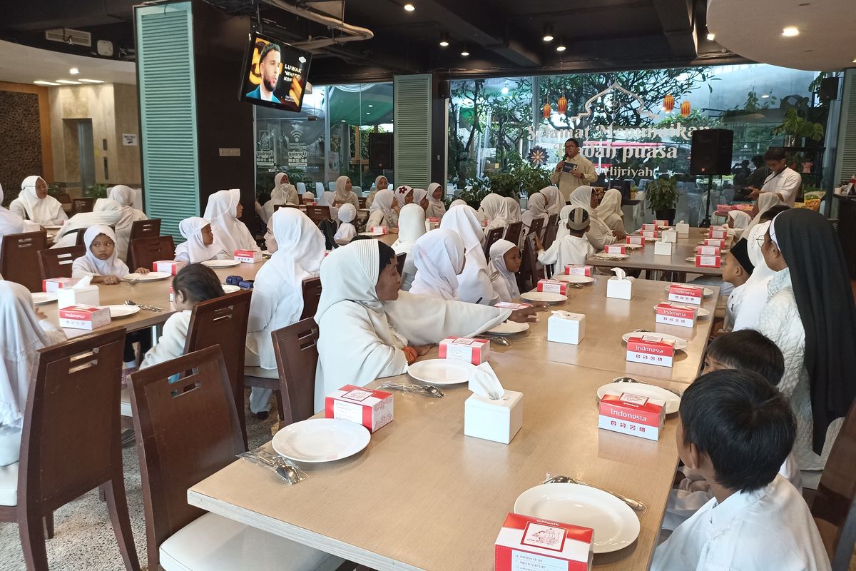 Archipelago, pelestari kampung gasong, kampung gasong, archipelago gelar bukber kampung gasong, Archipelago Gelar Buka Puasa Bersama dengan Pelestari Kampung Gasong