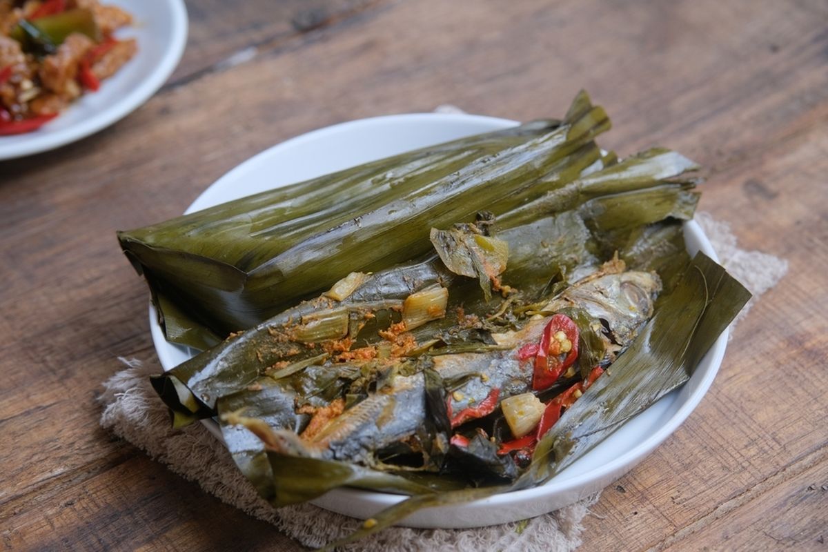resep botok lele, cara masak lele sehat, masakan tanpa santan, lele kukus tanpa minyak, masak lele tanpa goreng, masakan ikan kukus, Cara Masak Lele Lebih Sehat, Tidak Pakai Minyak dan Santan