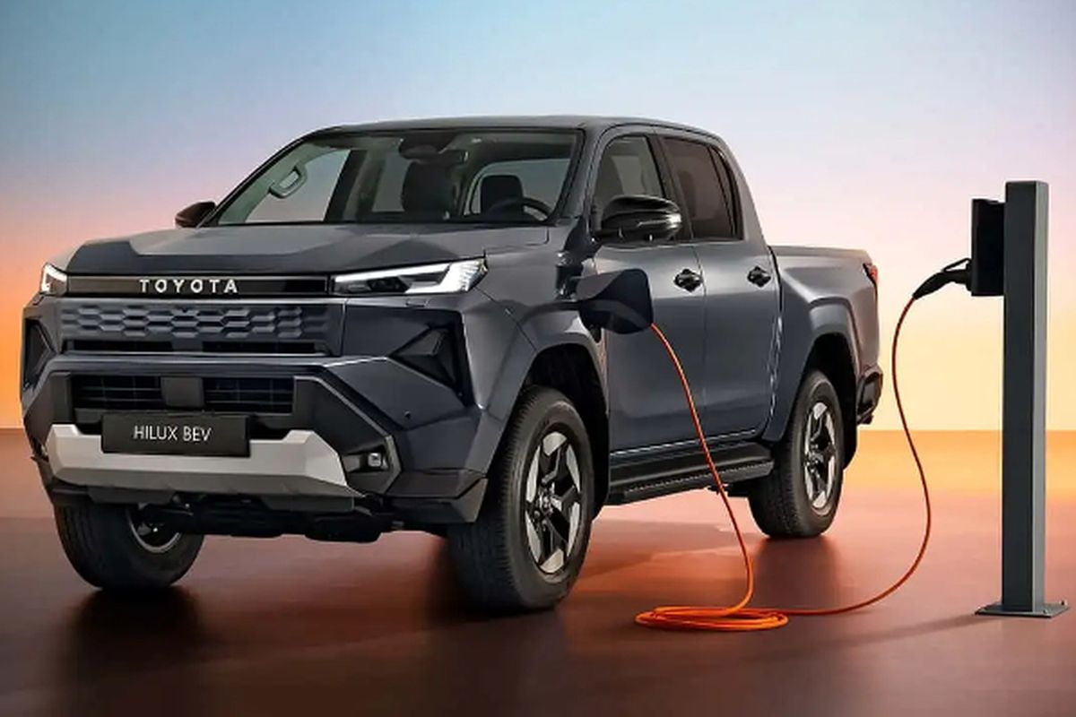 Toyota, Hilux, Pikap Kabin Ganda, Hilux BEV, Hilux Travo, Toyota Hilux EV Meluncur, Jarak Tempuh 240 Km