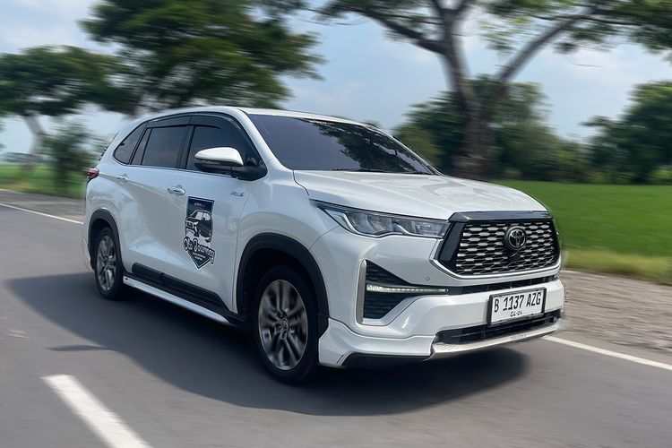 Destinator, Innova Zenix, Mitsubishi Destinator, Toyota Kijang Innova Zenix, Komparasi, Adu Spek Mesin Mitsubishi Destinator dan Toyota Kijang Innova Zenix