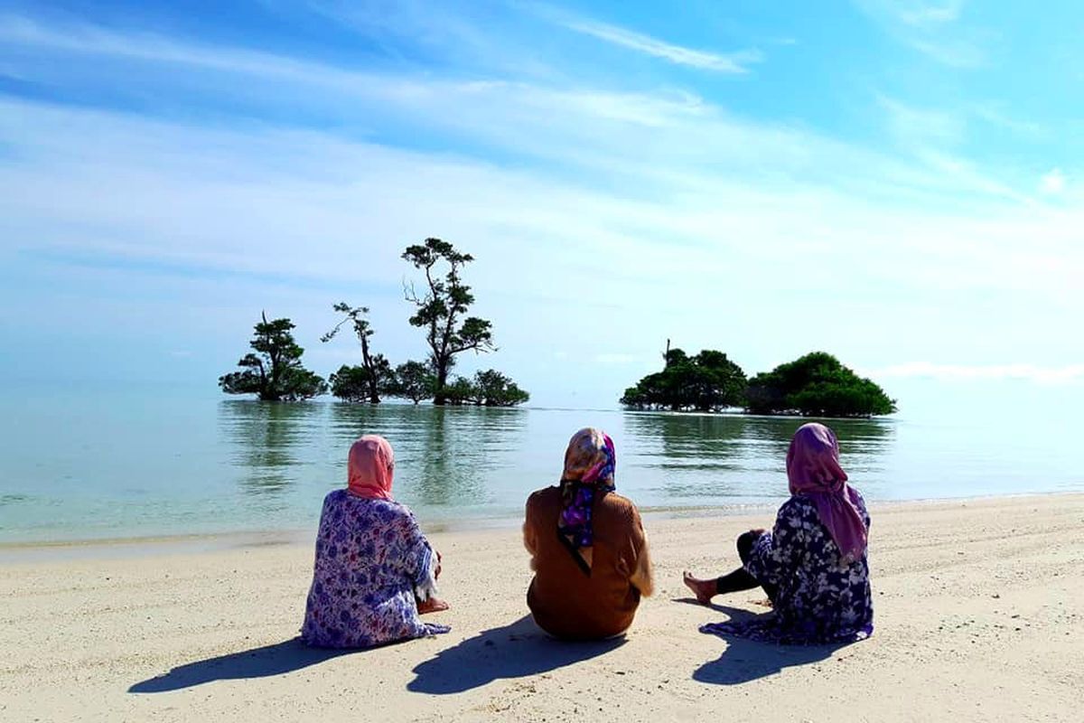 wisata ramah Muslim, Pariwisata ramah Muslim, Pariwisata Ramah Muslim: Bukan Mengubah Karakter Destinasi, tapi Meningkatkan Standar Layanan