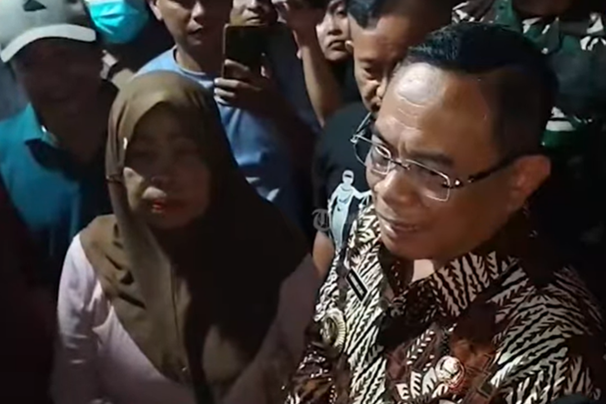 bupati pati sudewo, demo pati, bupati pati didemo, Sudewo muncul, Bupati Pati menghilang, Pansus Hak Angket Bupati Pati, keberadaan bupati pati, Bupati Pati Sudewo Akhirnya Muncul Setelah Menghilang, Siap Hadapi Pansus Hak Angket