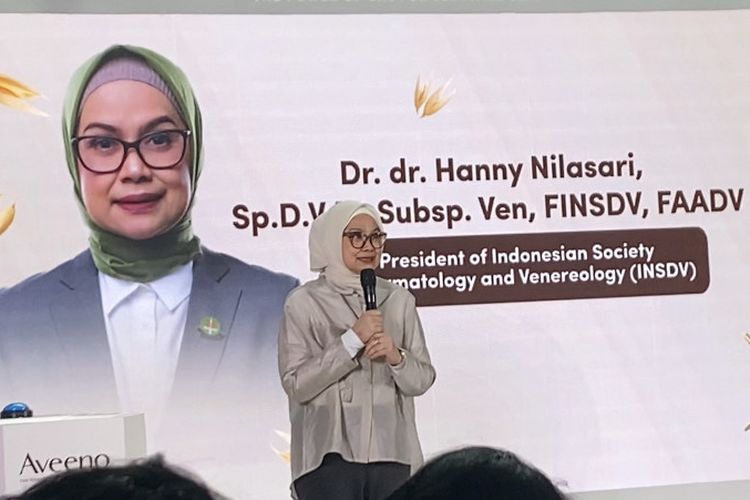 Cara Menghidrasi Kulit, cara menghidrasi kulit, kulit sensitif, Cara Menghidrasi Kulit Menurut Dokter, cara menghidrasi kulit wajah, 3 Cara Menghidrasi Kulit Menurut Dokter, Rutin Pakai Pelembap
