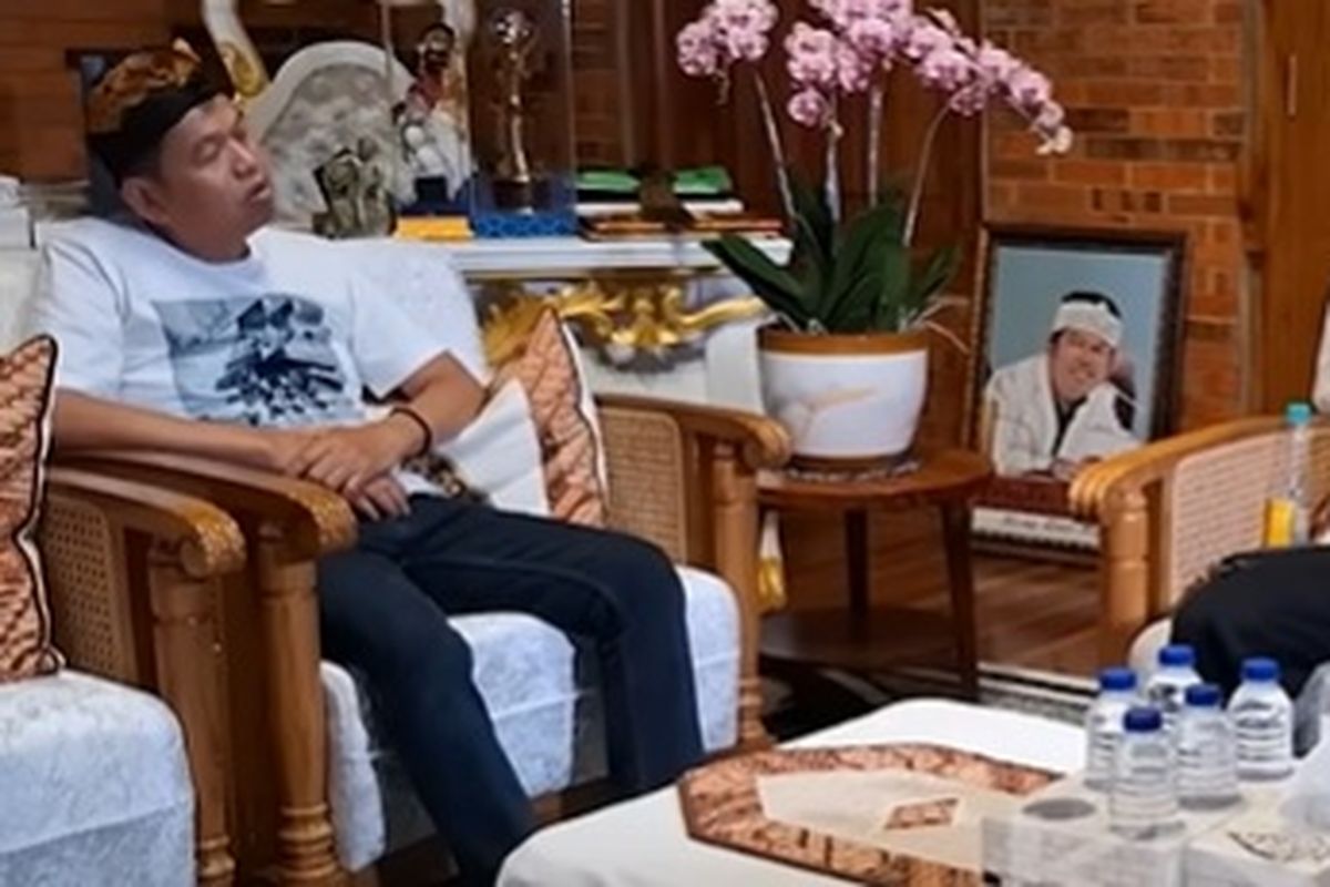 Gubernur Jawa Barat, Dedi Mulyadi, penyiraman air, Penyiraman Air, aksi penyiraman, pelaku penyiraman air, Dedi Mulyadi Maafkan Penyiram Air dan Beri Hadiah: Bukan Pelaku, Tapi Pahlawan