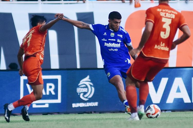 Persija Jakarta, Persib Bandung, Adam Alis, Alaaeddine Ajaraie, Hasil Persija Vs Persib 1-2: Peluang Macan Kemayoran Juara Tertutup