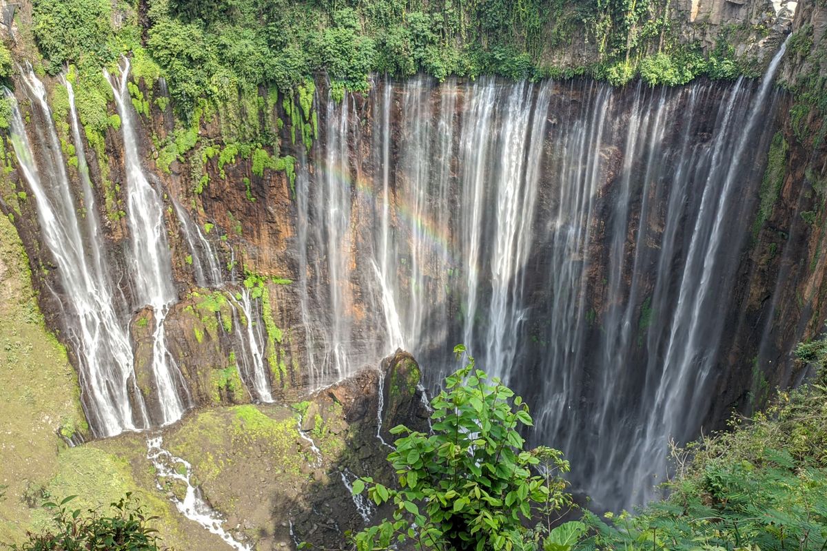 Lumajang, wisata Lumajang, Lumajang ramai turis asing, Banyak Wisman ke Lumajang, Guide Didorong Kuasai bahasa Asing