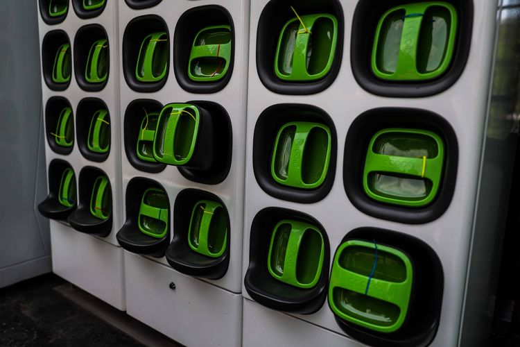 elektrifikasi, kendaraan listrik, SPKLU, SPBKLU, otomotif, mobil listrik, Charging Station, Infrastruktur Lemah Bisa Jadi Sandungan Motor Listrik di Indonesia