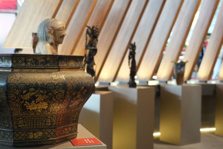 bandara soekarno hatta, hut ri 2025, hut ri 80, pameran seni di bandara soekarno hatta, HUT RI ke-80, Pengunjung Bandara Soekarno-Hatta Bisa Lihat Arsitektur Mirip Rumah Adat Wae Rebo