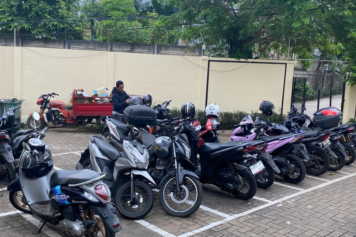 Polres Metro Depok, penitipan kendaraan, mudik Lebaran, Warga Depok Bisa Titip Kendaraan di Kantor Polisi saat Mudik Lebaran