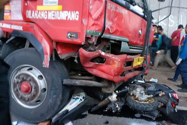 kecelakaan, truk, GT Ciawi, Rem truk, GT Ciawi 2, Mayoritas Kecelakaan Bus dan Truk Terjadi di Jalan Menurun