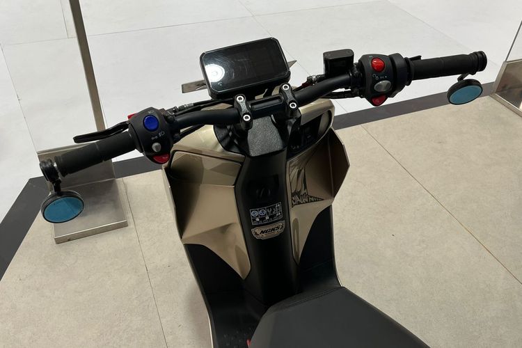 motor listrik, Honda Dream Ride Project, modifikasi, motor listrik honda, Honda CUV e:, Motor Listrik Honda CUV e: Berubah Jadi Low Rider Futuristik
