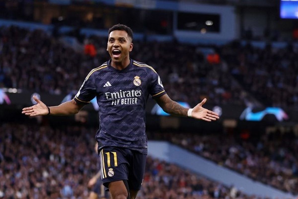 Real Madrid, Liga Inggris, Premier League, Arsenal, Liverpool, Bursa Transfer, Rodrygo Goes, Pini Zahavi, Agen Rodrygo Goes Bertemu dengan Liverpool dan Arsenal, Xabi Alonso Tegaskan Masih Percaya Rodrygo, Agen Rodrygo Goes Temui Liverpool dan Arsenal, Real Madrid Siap Lepas Rodrygo dengan Harga Tinggi, Arsenal Sempat Tolak Tawaran Real Madrid