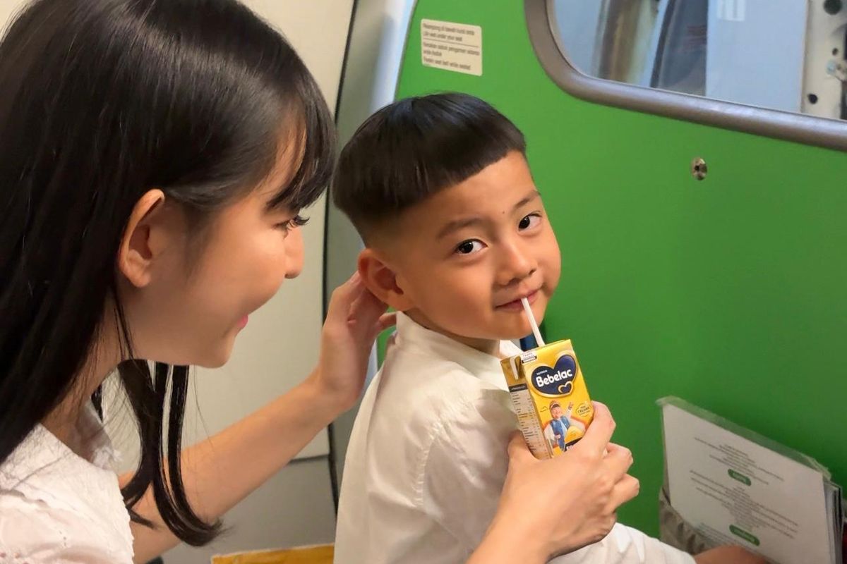 Bebelac, Citilink, citilink, tahun ajaran baru 2025, susu cair bebelac, bagi-bagi susu gratis, bebelac susu cair, Bagi-bagi Susu Gratis di Pesawat untuk Anak, Inisiatif Unik Sambut Kembali ke Sekolah