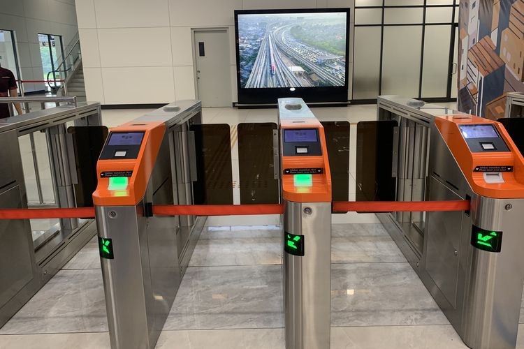 cara scan tiket whoosh, cara scan barcode tiket whoosh, cara scan tiket Whoosh di stasiun, apakah tiket whoosh perlu dicetak, apakah tiket whoosh bisa diubah, Tidak Perlu Cetak Tiket, Begini Cara Scan QR Whoosh di Stasiun, Cara scan tiket Whoosh, Tips scan tiket QR Whoosh, Tidak bisa scan tiket Whoosh kalau sudah cetak tiket , Cara reschedule dan refund tiket Whoosh