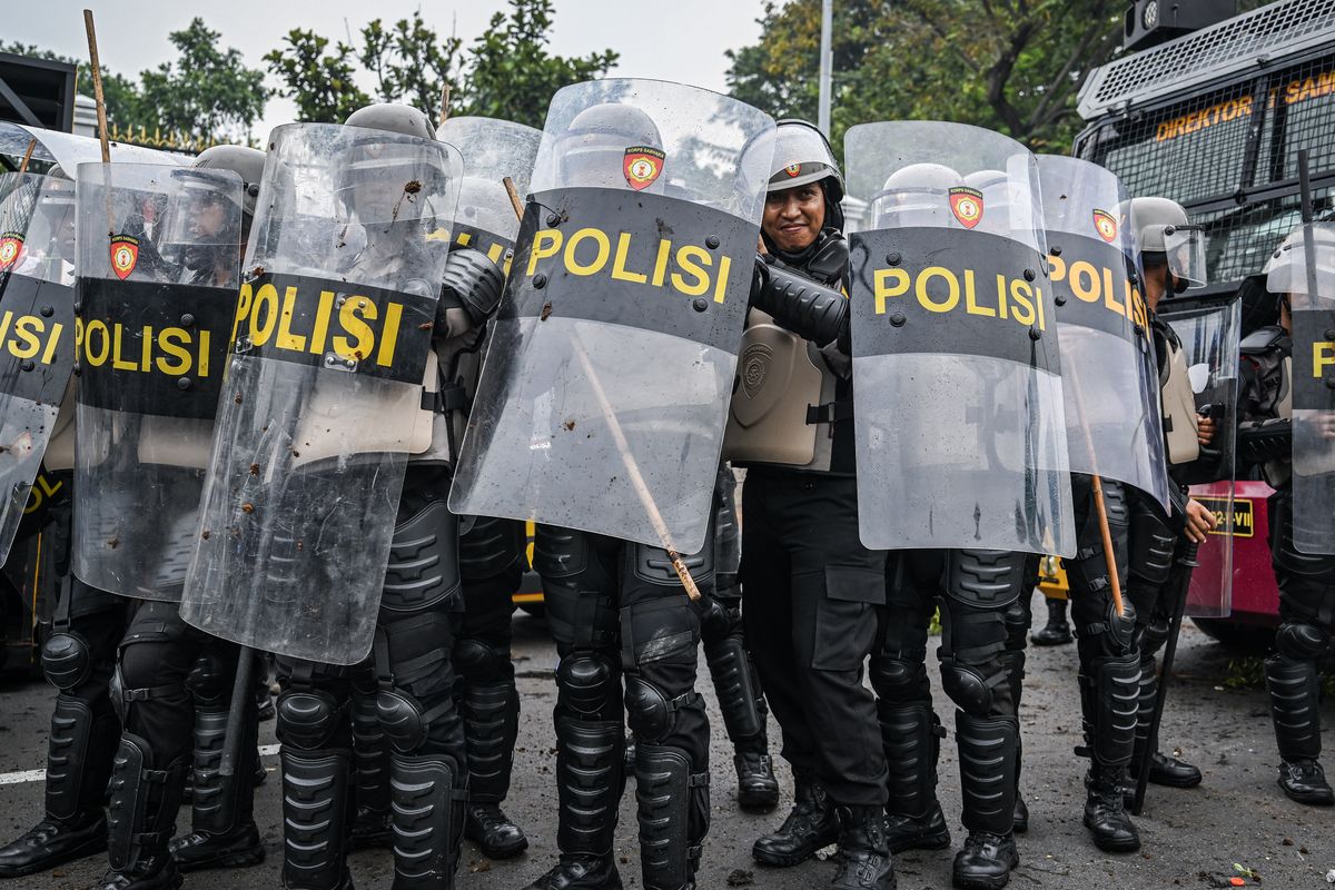 gaji, gaji polisi, Perpres 79 Tahun 2025, Perpres 79/2025, perpres 79 2025, Perpres 79/2025, Gaji ASN Naik, Ini Gaji Polisi 2025 Sesuai Pangkat, Gaji polisi 2025 Golongan I: Tamtama Polri, Gaji polisi 2025 Golongan II: Bintara Polri, Gaji polisi 2025 Golongan III: Perwira Pertama Polri, Gaji polisi 2025 Golongan IV: Perwira Menengah Polri, Gaji polisi 2025 pangkat Golongan IV: Perwira Tinggi Polri