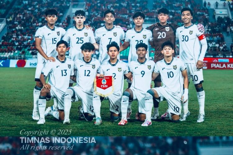 Nova Arianto, timnas u17 Indonesia, Piala Dunia U17 2025, Fadly Alberto, Piala Kemerdekaan, hasil Piala Kemerdekaan 2025, Indonesia vs Mali U17, indonesia vs mali u 17, hasil timnas u17 Indonesia vs mali, hasil Indonesia vs Mali u17, statisik Indonesia vs Mali u17, gol Indonesia vs Mali u17, highlight Indonesia vs Mali u17, Kata-kata Nova Arianto Usai Hasil Timnas U17 Indonesia Vs Mali 1-2 di Piala Kemerdekaan 2025