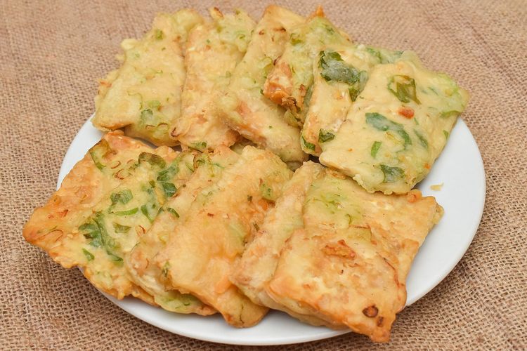 resep tempe mendoan, resep tempe, gorengan tempe, cara bikin kulit tempe mendoan, mendoan wangi daun jeruk, Trik Kulit Mendoan Menempel Sempurna dan Tidak Tebal, Ini Takarannya