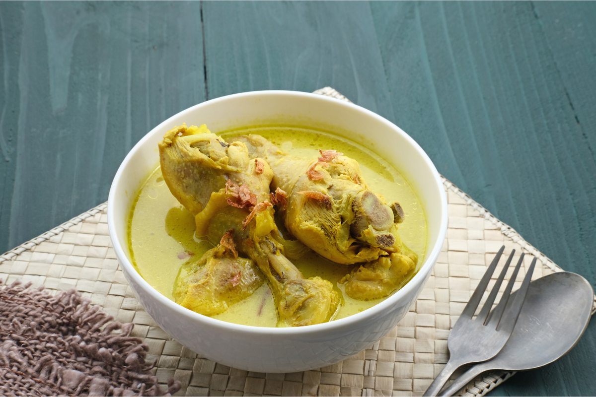Lebaran, Ada Menu Opor Ayam di Kereta Makan saat Lebaran, KA Mana Saja?