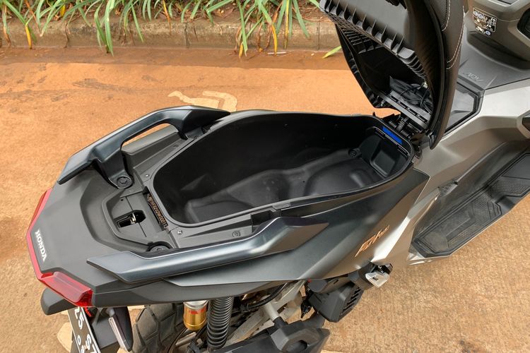 Honda ADV, Honda ADV 150, Harga Motor Bekas, Honda ADV 160, adv160, Model Baru Meluncur, Honda ADV Bekas mulai Rp 23 Jutaan