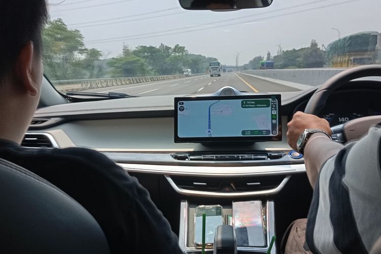 karakter mobil listrik, SIM khusus mobil listri, SIM mobil listrik, Perlukah SIM Khusus Mobil Listrik di Indonesia?