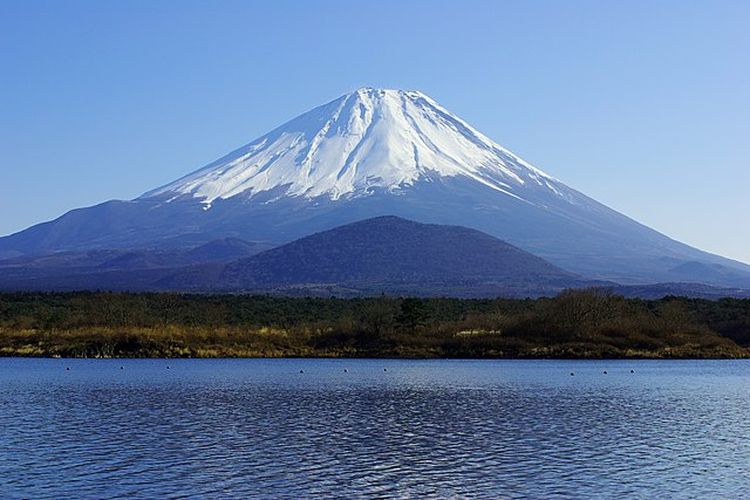 China, Jepang, jepang, ketegangan china dan jepang, 500.000 Tiket Batal, Ketegangan China–Jepang Guncang Wisata Negeri Sakura, 500.000 tiket pesawat dibatalkan dalam tiga hari, Dampak ke industri Jepang: Saham turun, acara budaya dibatalkan, Pelaku usaha di Jepang tidak khawatir, Besarnya peran turis China dalam pariwisata Jepang, Perjalanan tetap diminati, ketegangan diprediksi sementara