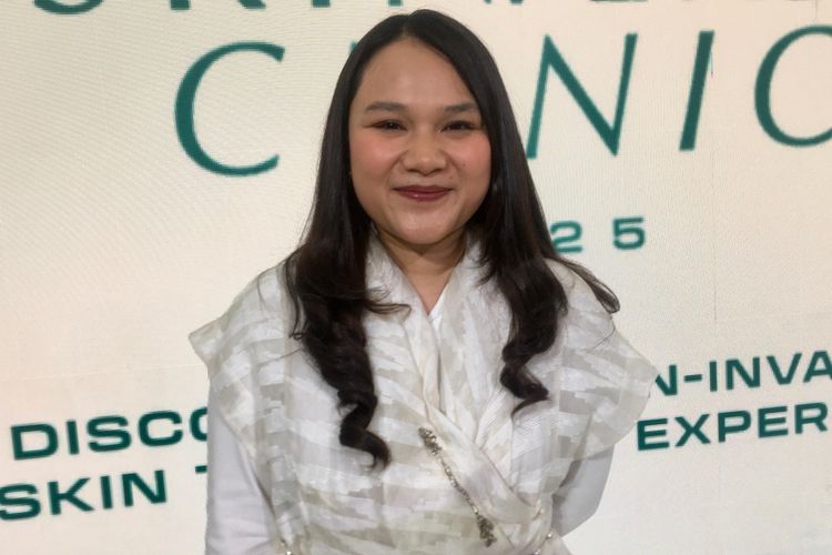 Wardah, AI skin analysis, Wardah Skinverse Clinic 2025, dokter spesialis kulit, dermatologist, wardah skinverse clinic 2025, ai skin analysis, inovasi produk wardah, inovasi wardah, Mengenal Wardah Skinverse Clinic 2025, Pakai AI dan Suara untuk Perawatan Kulit