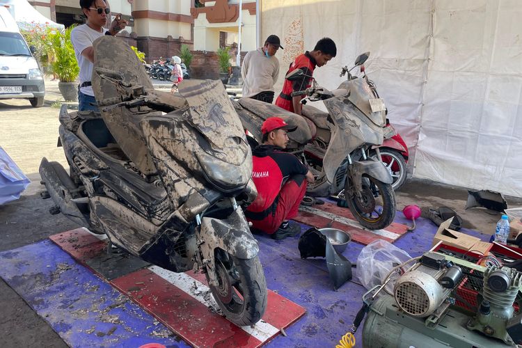servis motor, banjir, Banjir Bali, yamaha, servis motor gratis, Banjir Bali, Yamaha Buka Posko Servis Gratis