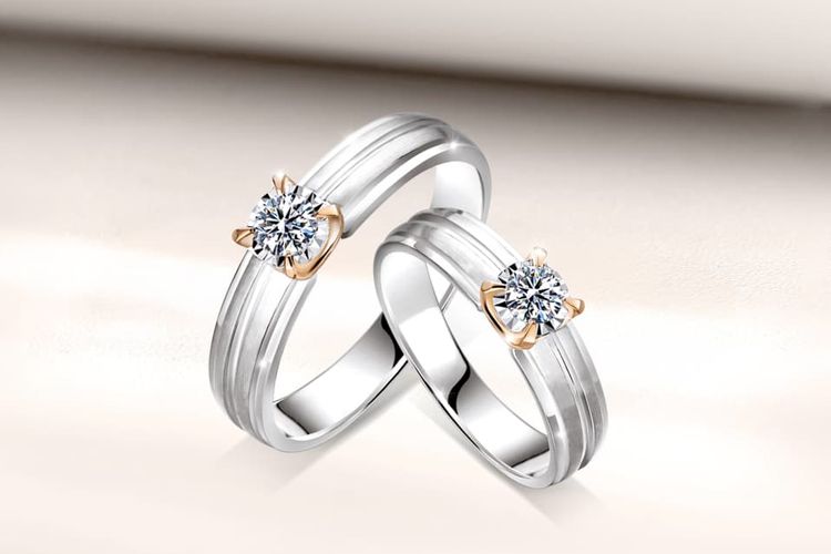 rekomendasi cincin nikah, 9 Rekomendasi Cincin Nikah 2026, Ada Motif Batik hingga Berlian Mewah, 1. Sejoli, 2. Selaras, 3. Ikatan, 4. Sejalan, 5. Kekaseh, 1. Align, 2. Stars Aligned, 3. Rose D’Amour with Eternal Flame Diamond, 4. Namora